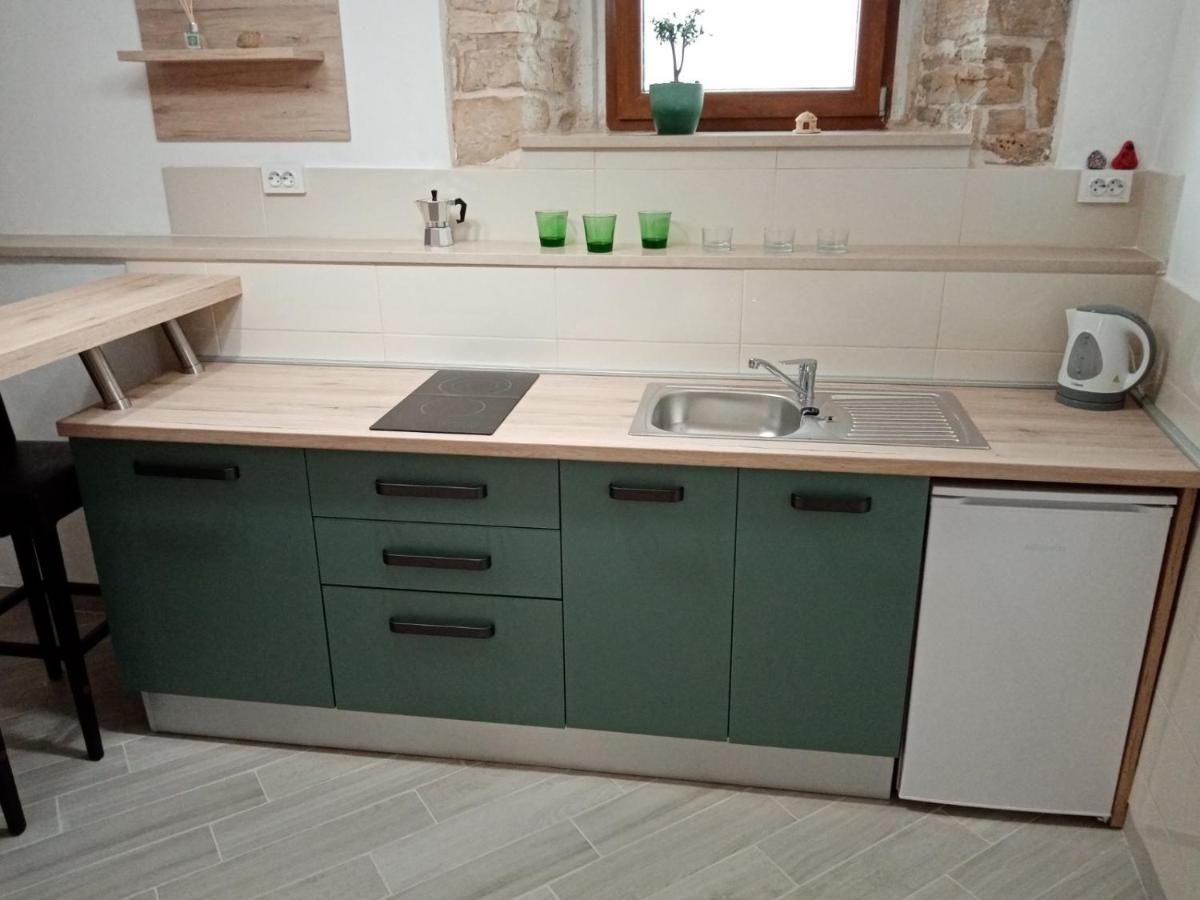Apartment Elena Bale Zewnętrze zdjęcie